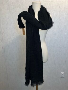 Elegant Black Fringe-Trim Scarf for Women